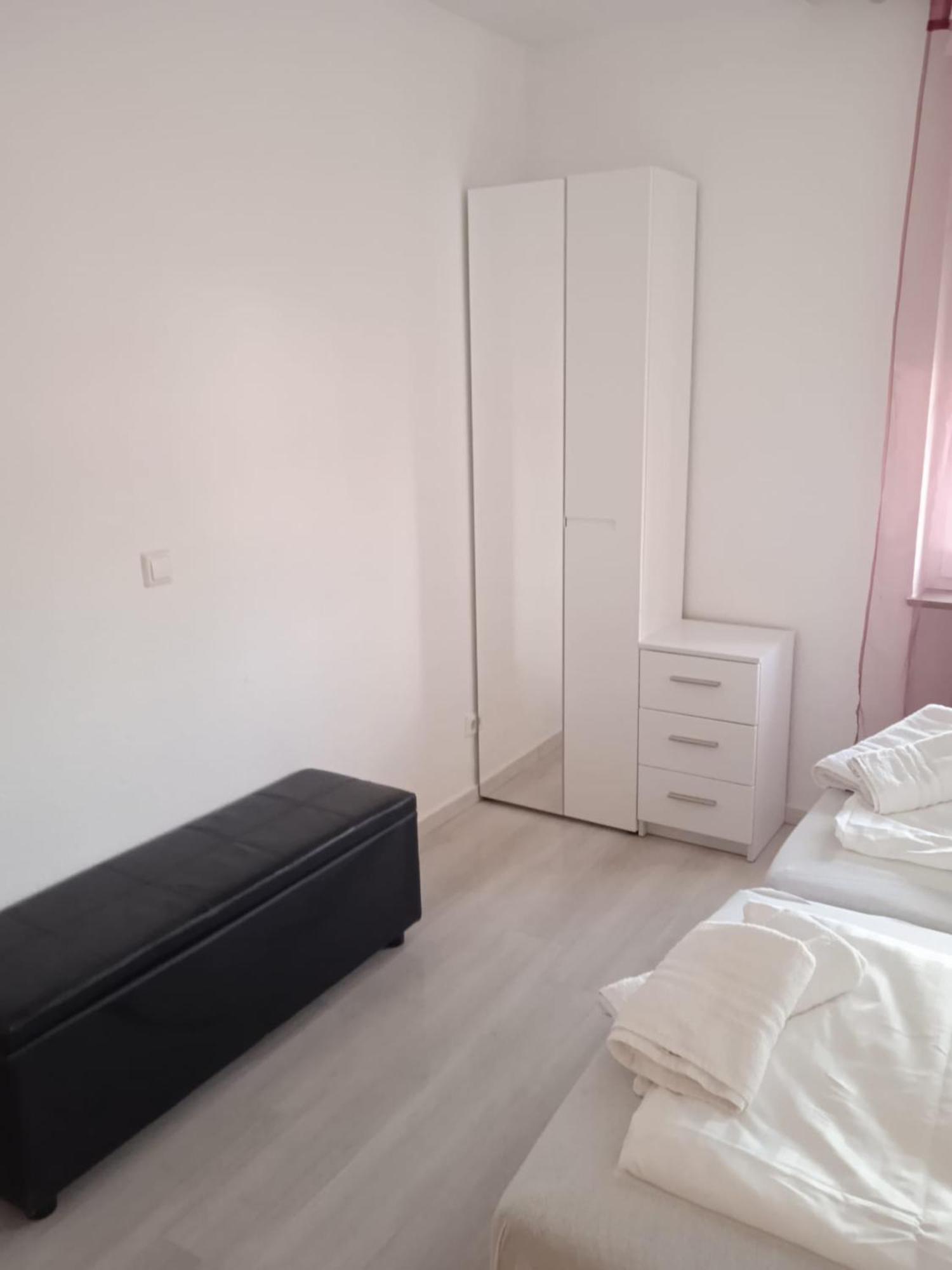 3 Zimmer Wohnung Кайзерслаутерн Экстерьер фото