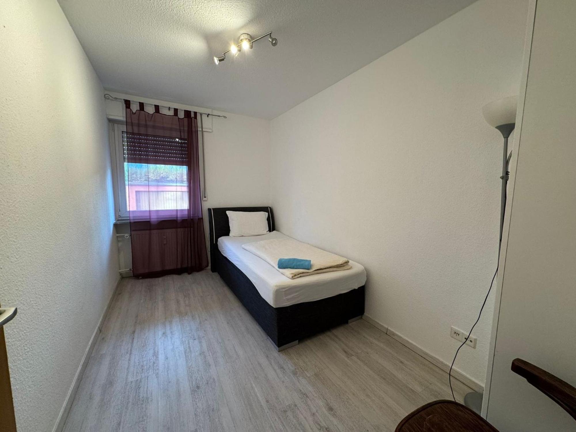 3 Zimmer Wohnung Кайзерслаутерн Экстерьер фото